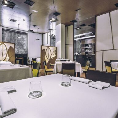 restaurante de lujo en Valencia - mesa