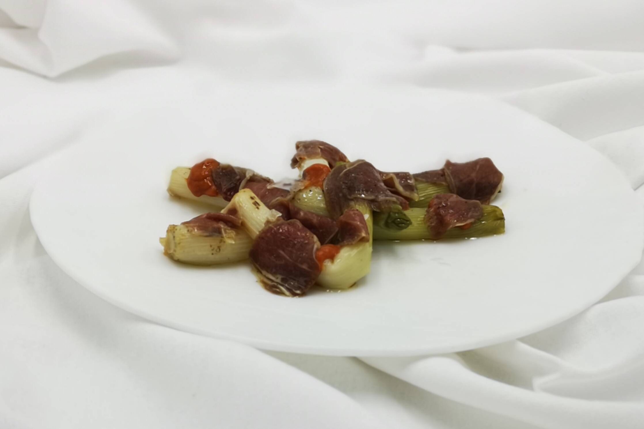 Conservas selectas en Valencia - calcots con romesco