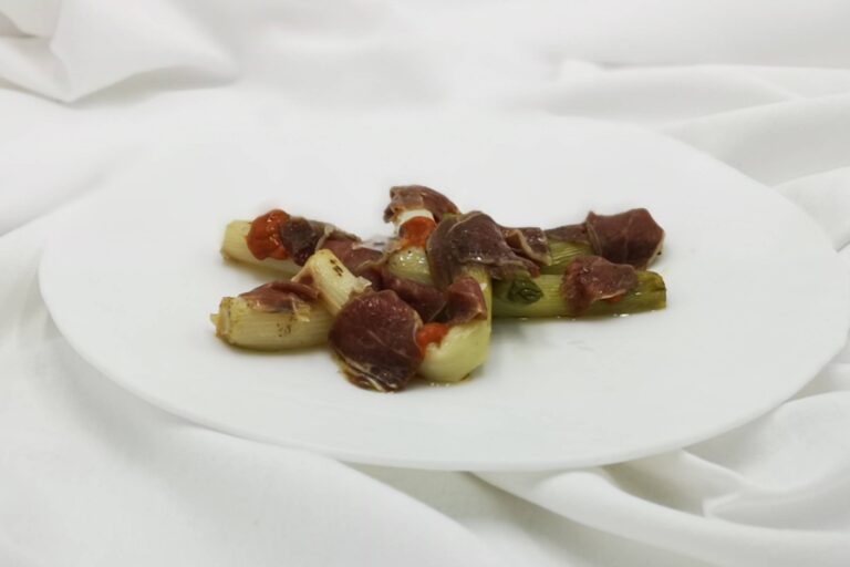 Conservas selectas en Valencia - calcots con romesco