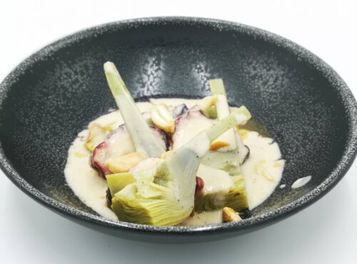 conservas gourmet en Valencia -Alcachofa salsa de almendra y pulpo de roca