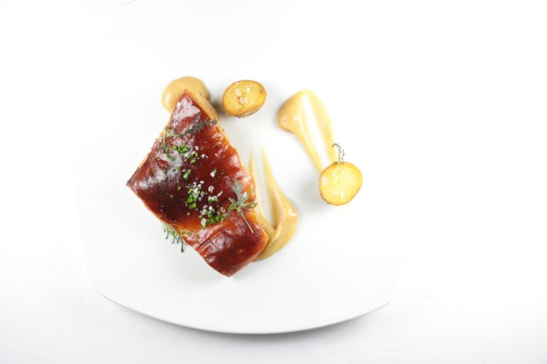 donde comer el puente de diciembre - plato alta cocina