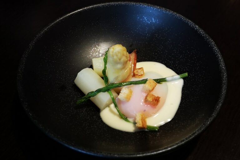 restaurante para boda privada en Valencia - espárragos emplatados