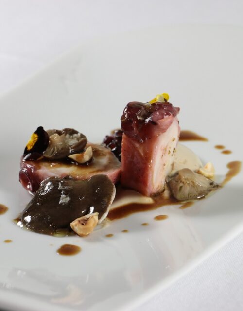 Restaurante con menú para grupos en Valencia - Setas de cardo con pulpo y escabeche de pichon