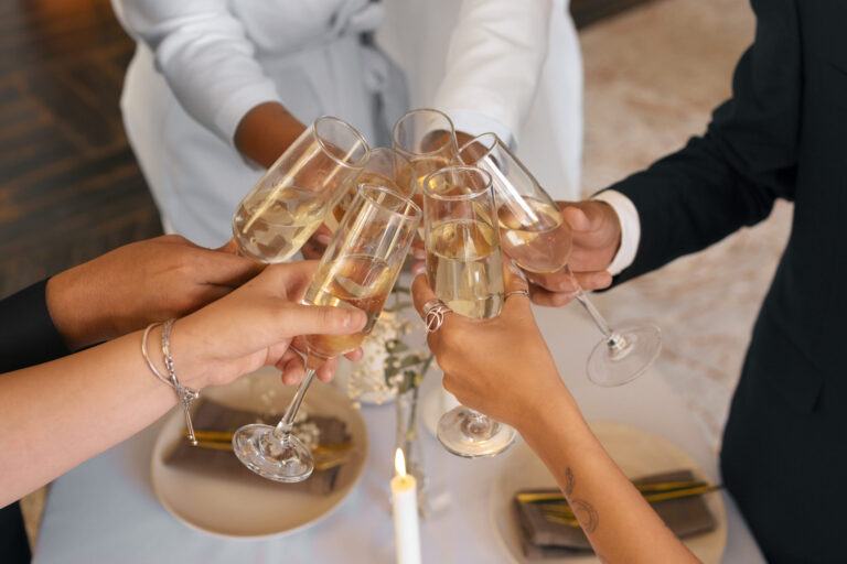 restaurante para evento MICE en Valencia-brindis